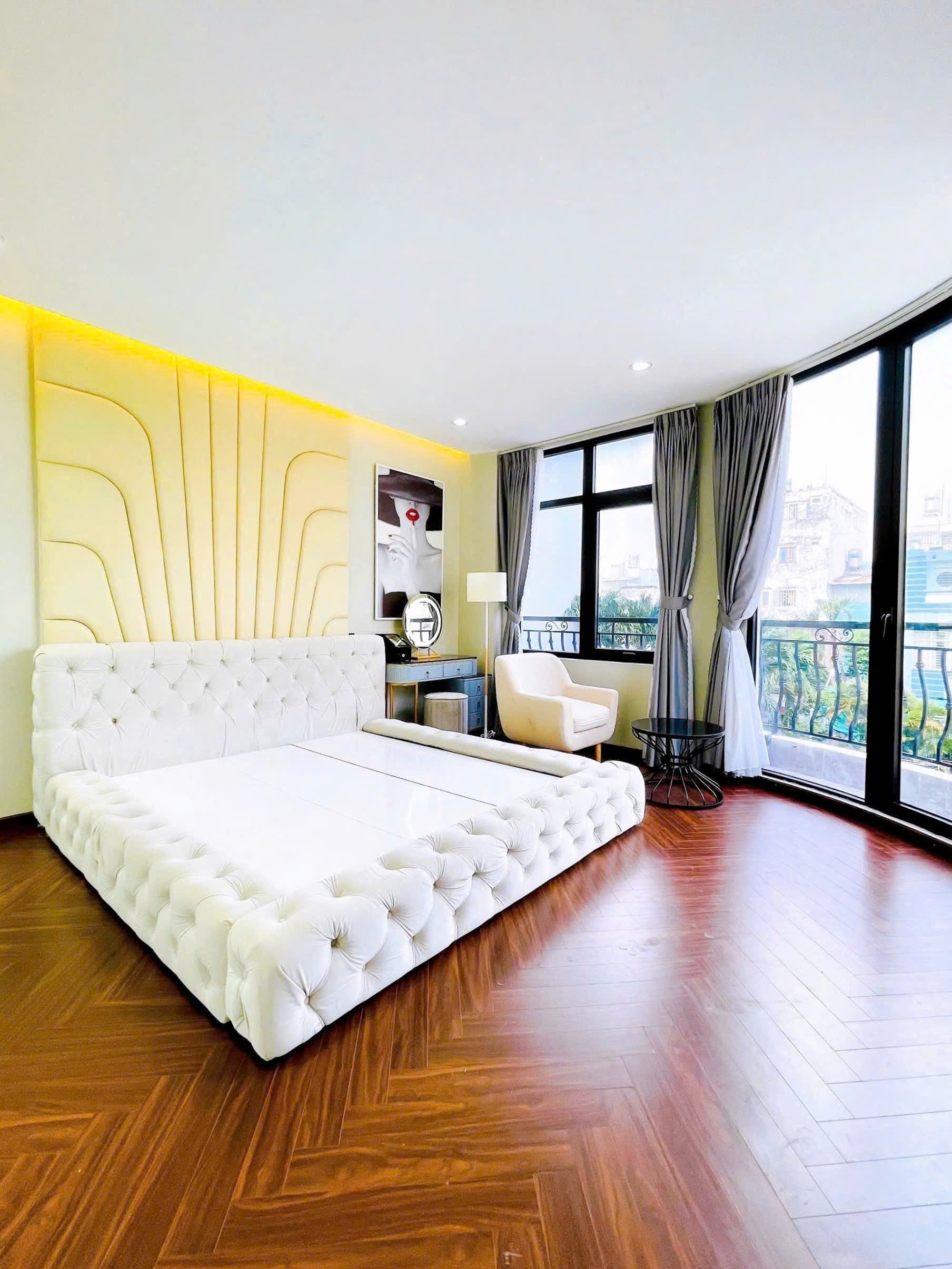 NHÀ THÔNG MINH ĐẲNG CẤP TẠI QUẬN GÒ VẤP, Căn góc HẺM XE TẢI, Diện tích 260 m2, 5 Tầng, Giá - Ảnh 3